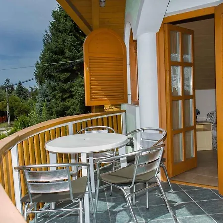 Holiday home In Balatonmariafuerdo/balaton 19491 Balatonmariafurdo